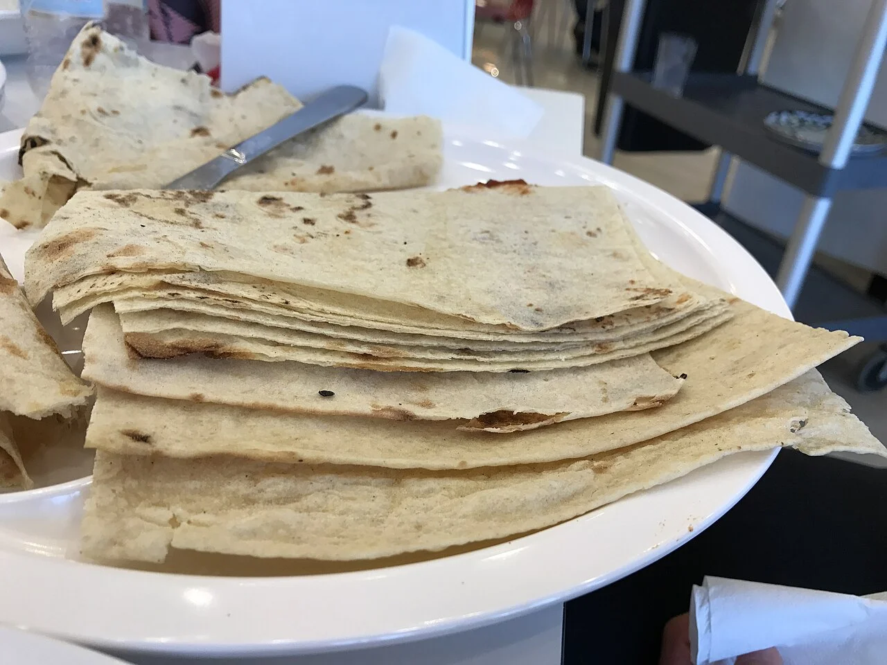 Erivan’da tabakta lavash ekmeği; Temmuz 2017.