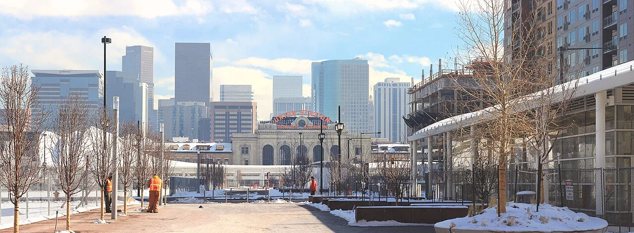 Denver Union Station arka cephesi, 2014 kış fotoğrafı