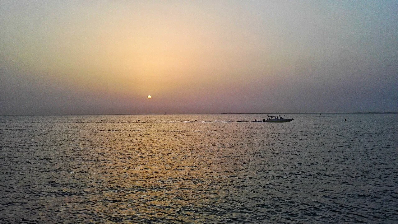 Dubai Jumeirah kıyısı; Kite Beach diye etiketlenmeyen arşiv sahnesi; 2017-04-07