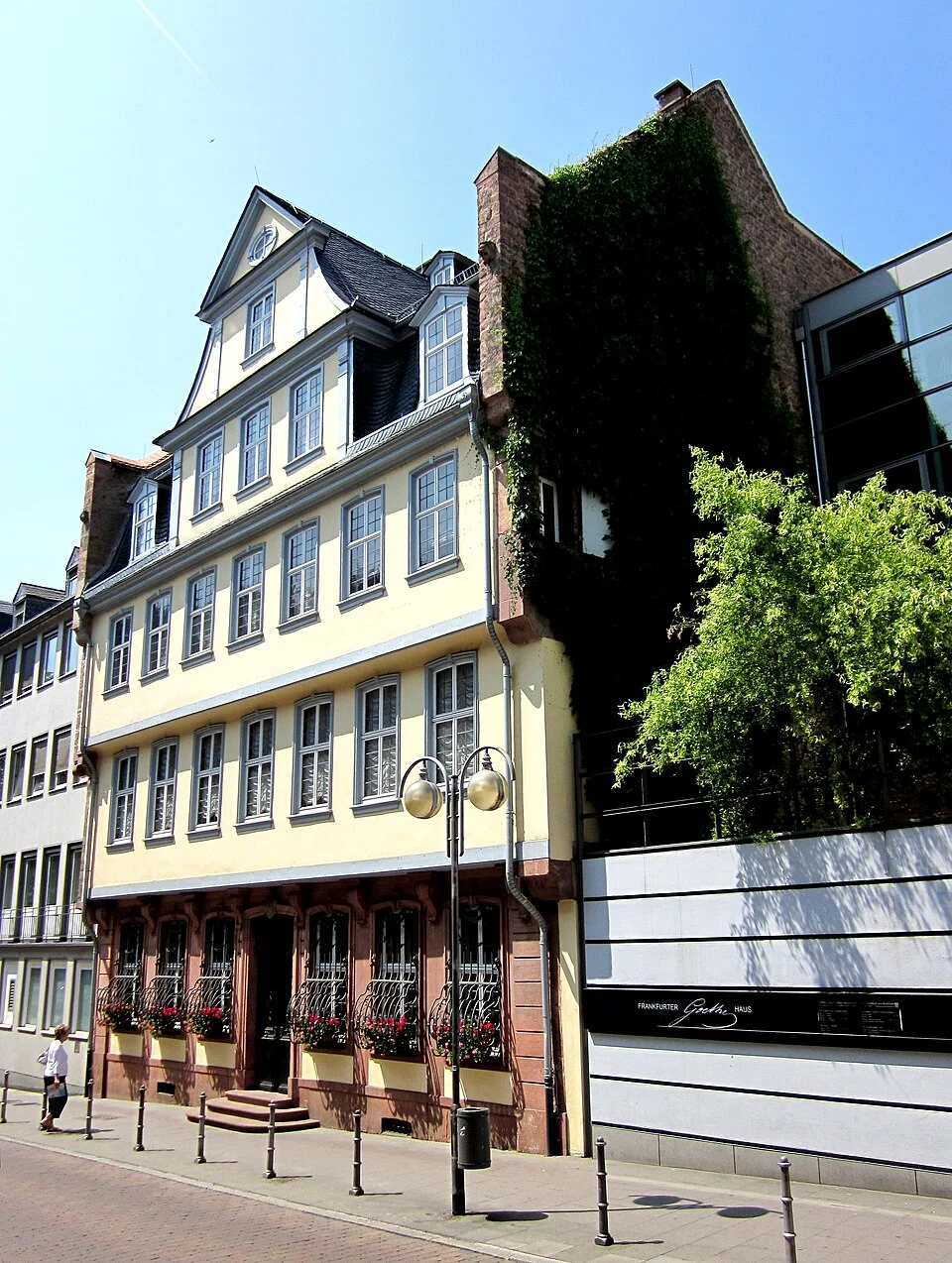 Historic exterior of Frankfurt’s Goethe House, photographed in July 2011.