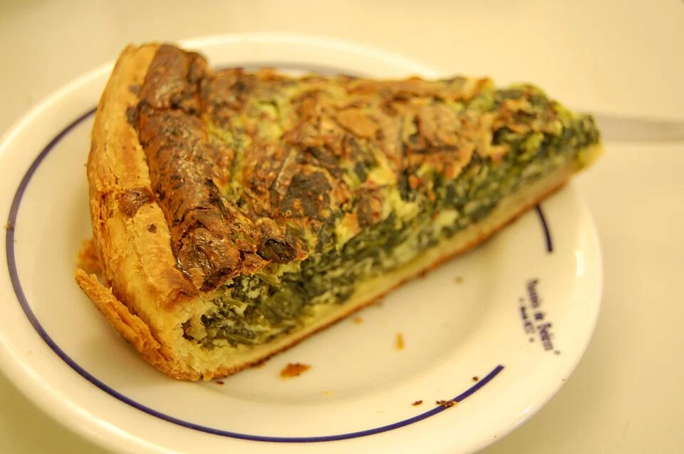 Lizbon Pastéis de Belém’de kiş tabağı, Ağustos 2009; bugünkü menü garantisi değildir