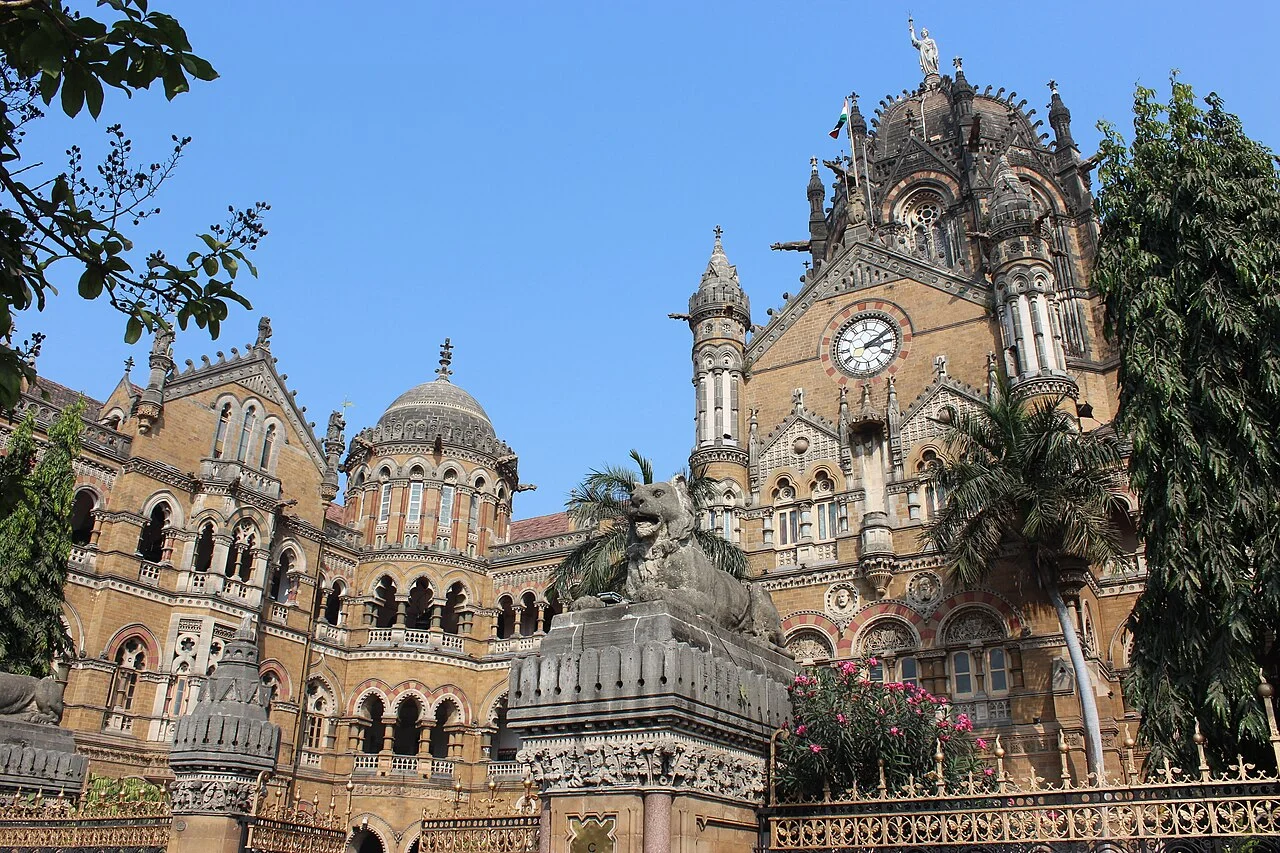 Mumbai Chhatrapati Shivaji Terminus tarihi gar binası, 2018