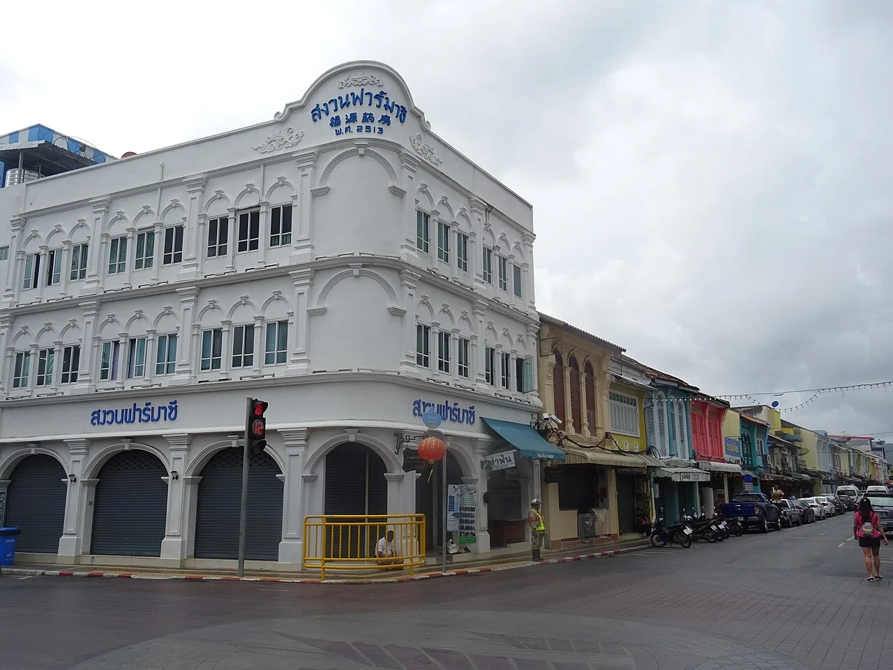 Phuket eski kentinde Thalang Road; 2018-06-03